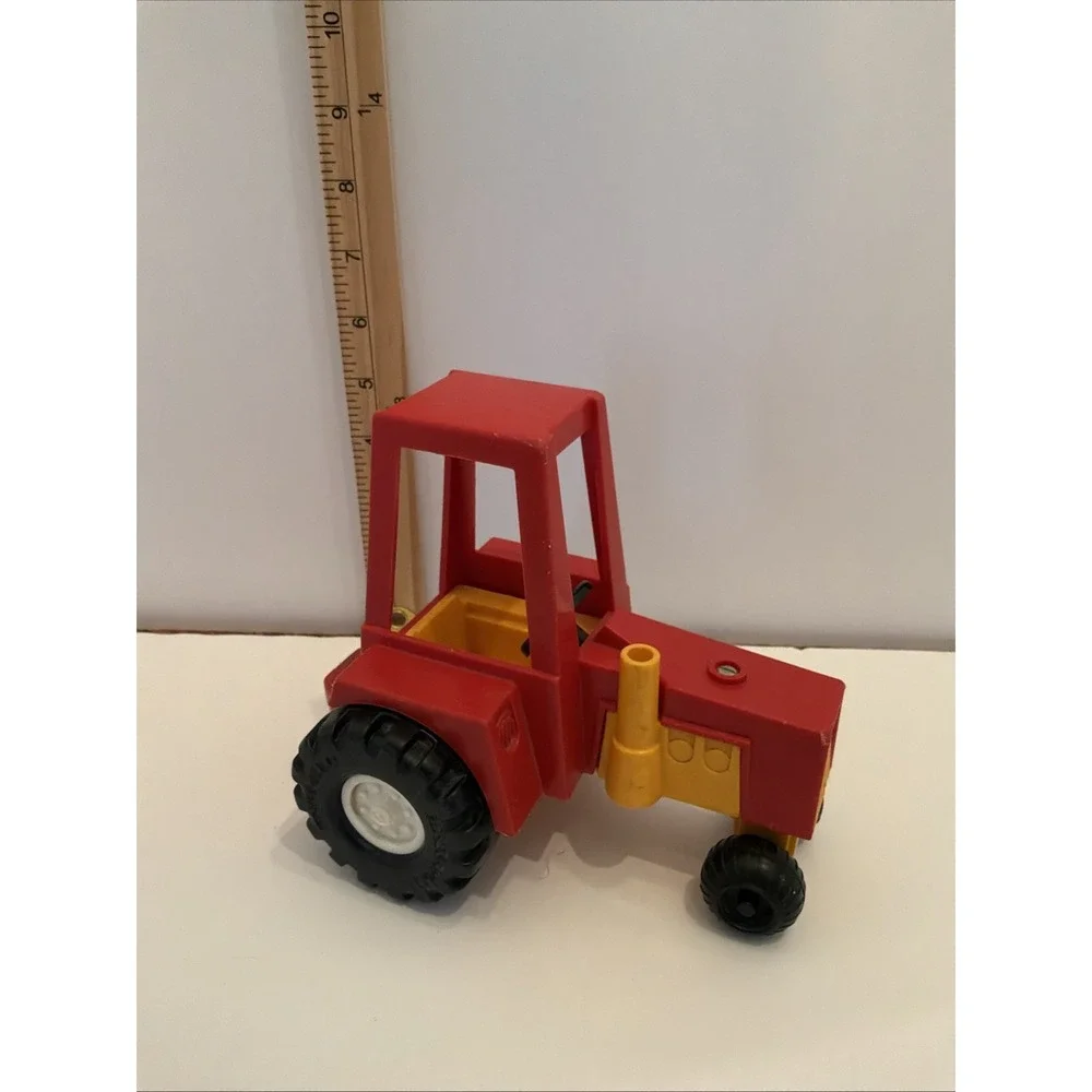 VINTAGE 1980 Fisher Price #331 HUSKY HELPER Red‎ Tractor Farm Toy COOL
